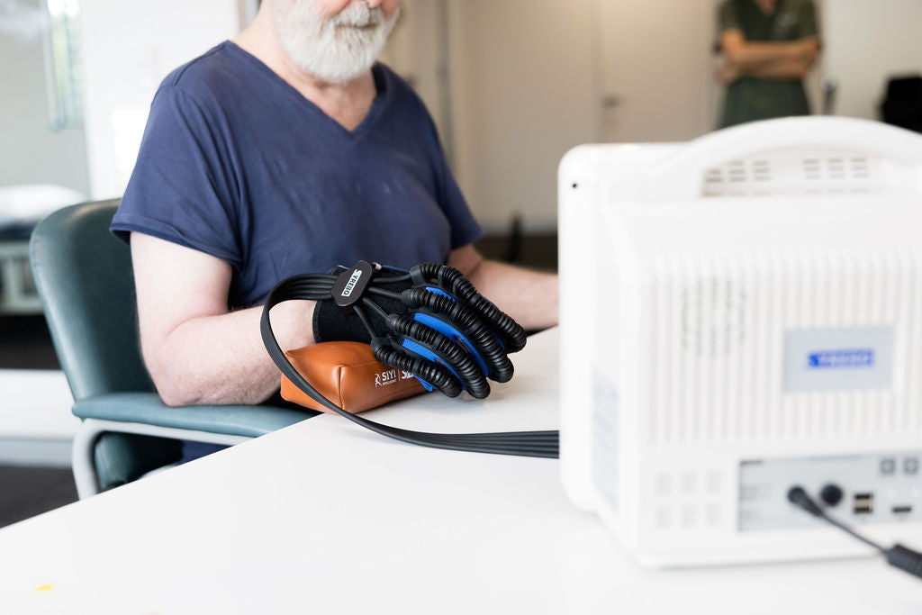 Henry - Hand robotic rehabilitation system