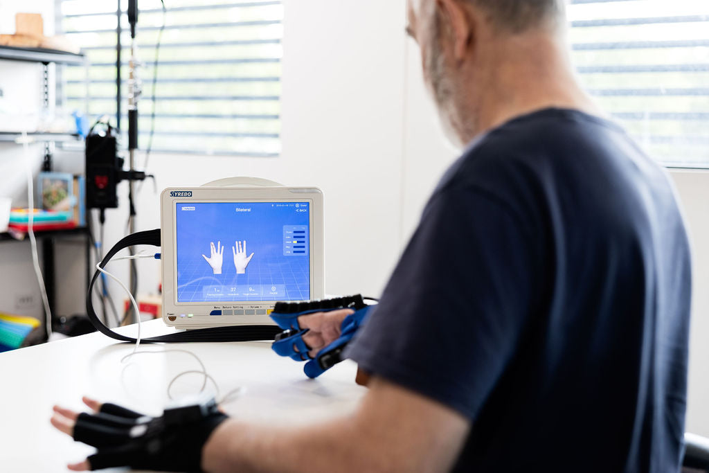 Henry - Hand robotic rehabilitation system